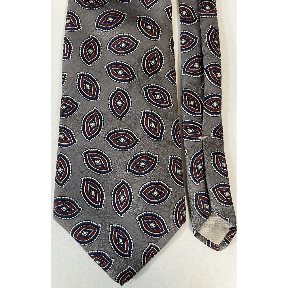 Aquascutum Vintage Luxury 100% Silk Tie, Hand Made In‎ London.